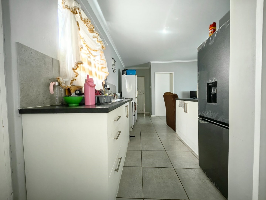 2 Bedroom Property for Sale in Idasvallei Western Cape